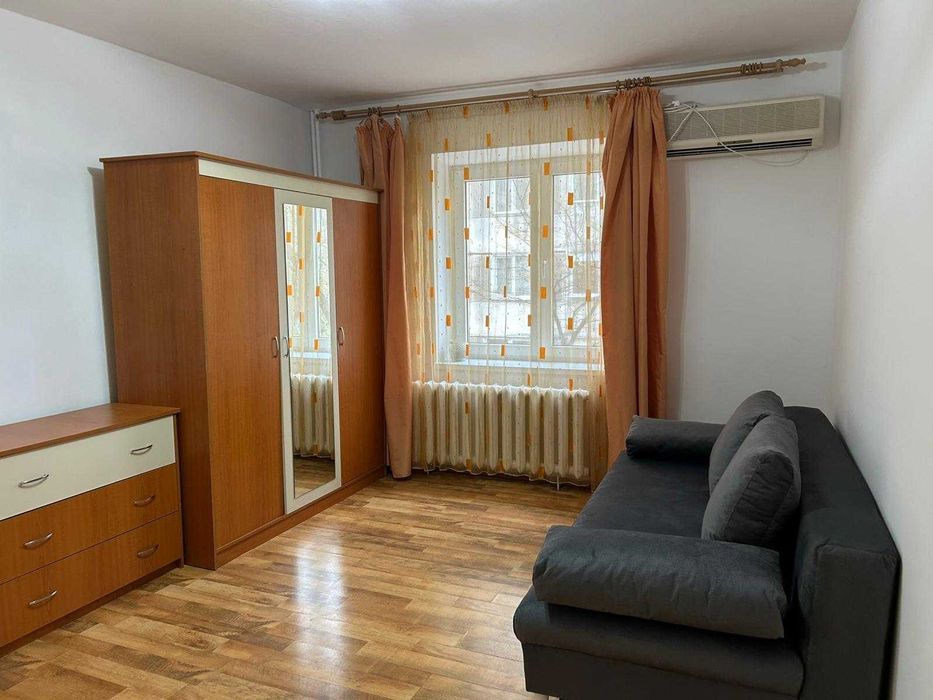 Particular inchiriez garsoniera zona Gorjului,et. 1/4, utilata complet