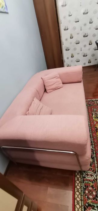 Диван бескаркасный