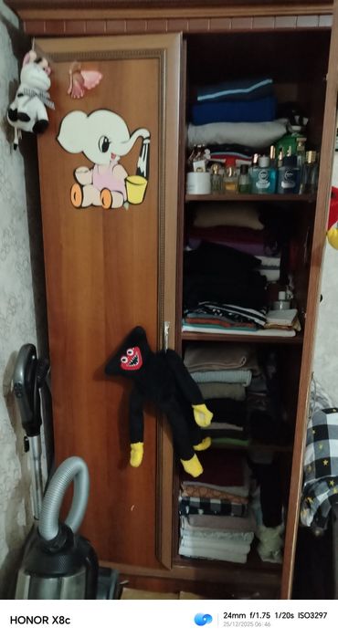 Продаю шифонер в отличном состояние