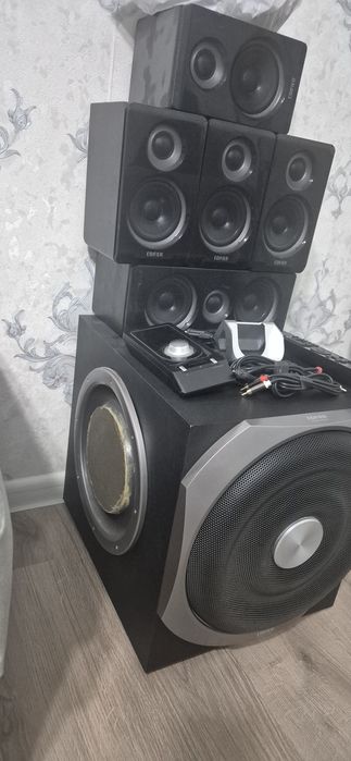 Продам Edifier s 550