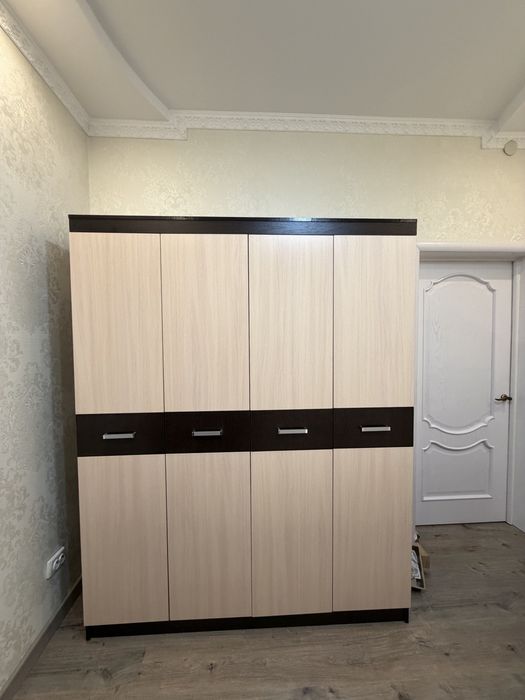 Продам спальний гарнитур