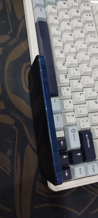 ПРОДАМ IPHONE 12 128 gb blue