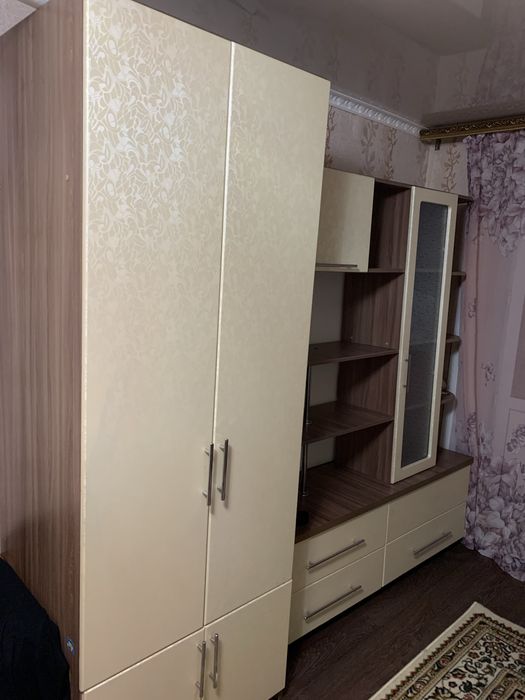 продаю шкаф-стена
