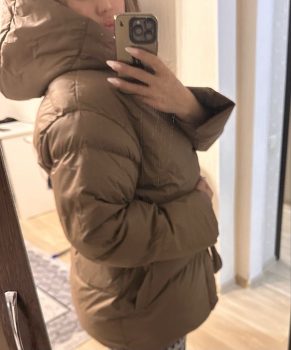 Продам куртку новую