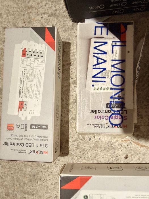 Led контролери, различни видове