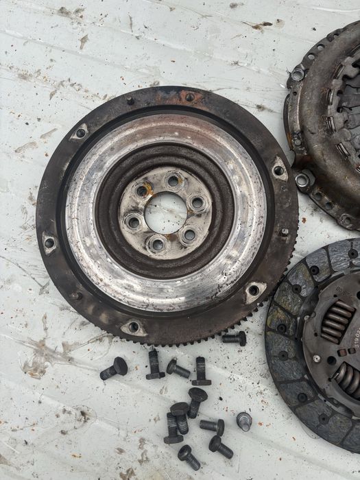kit ambreiaj peugeot 206 motor 1.4Hdi an 2006