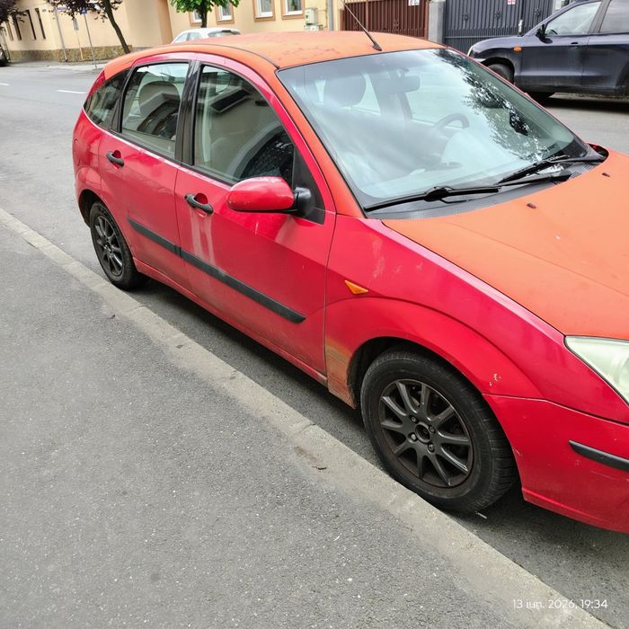 FORD Focus 2001 — imagine 5