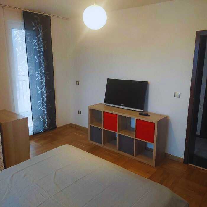 Дава се под наем Тристаен апартамент в София, Горна баня - 106 кв.м за 612 € - Снимка #1