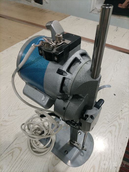 Mato kesadigan elektr qaychi (bichish uskunasi)