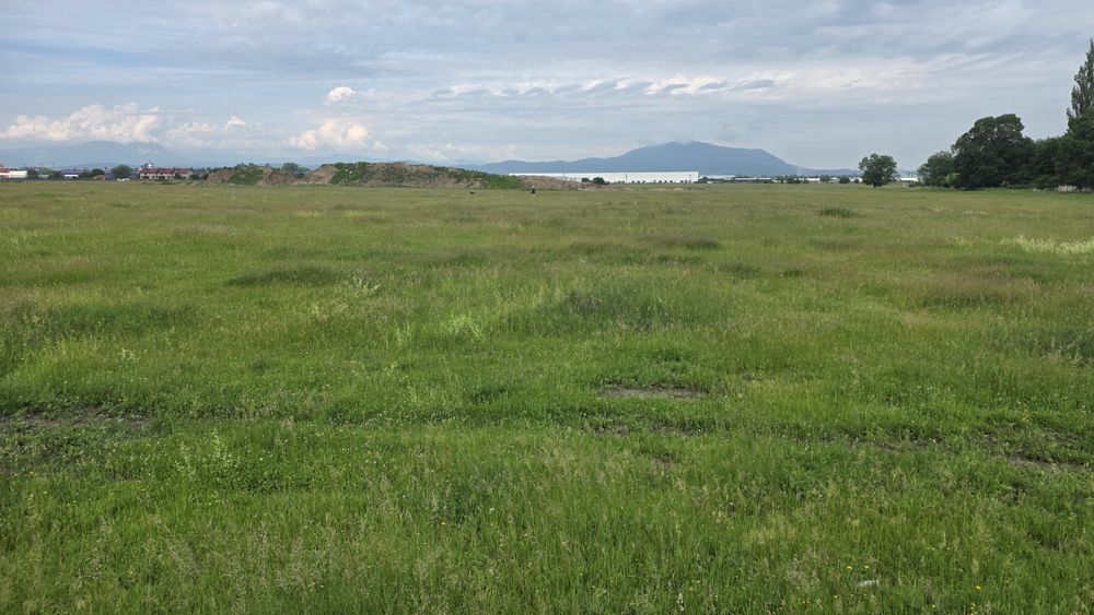 Teren intravilan Nicolae Labis,  zona Tractorul - Coresi