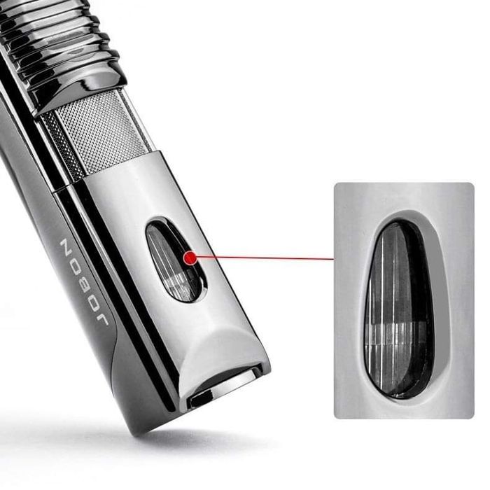 Луксозна метална запалка за пури  (4 цвята)
Пламък тип-троен джет
В