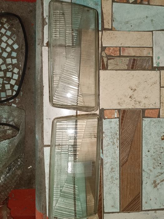 Фары на Ауди 100