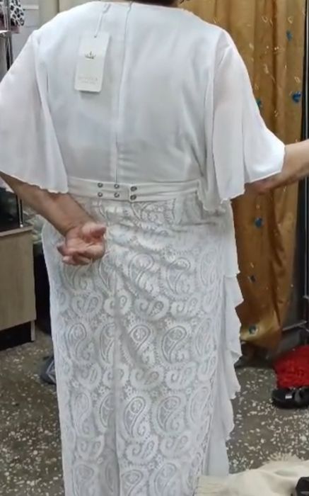 Продаётся платье