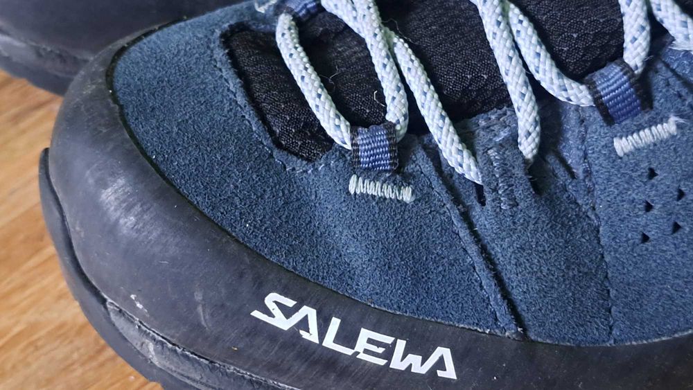 GARMONT,LOWA,Alfa ,HANWAG,Grisport,,VIKING,Meindl,Millet,Мetzeler