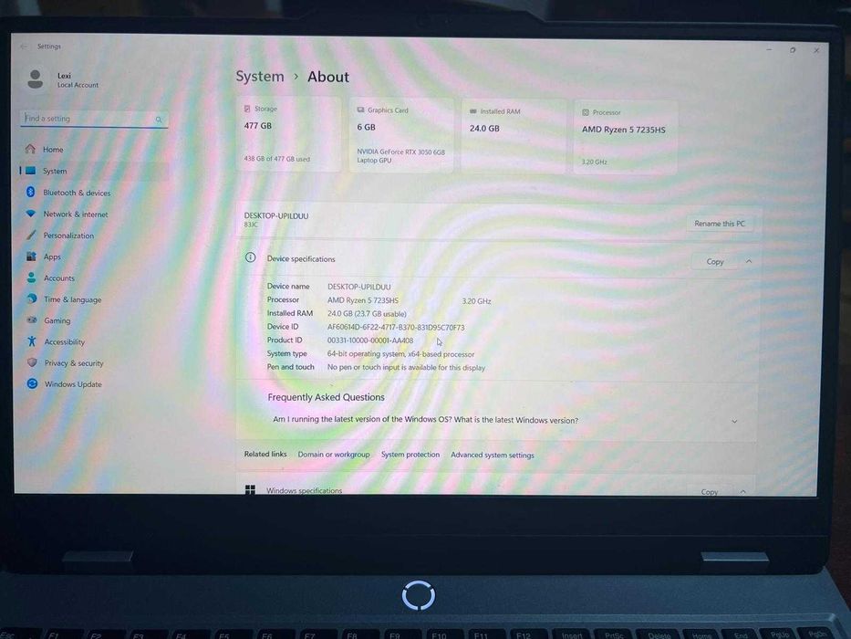 Vand laptop Gaminig Lenovo LOQ 15ARP9, garantie comerciala 1 an+