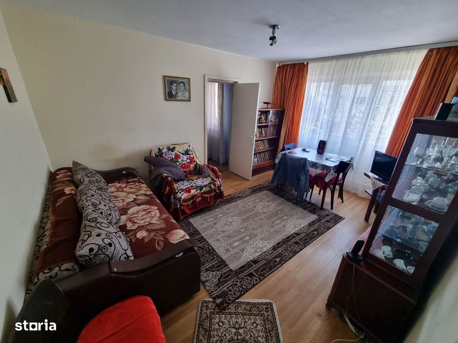 KM 4-5 PIATA-apartament 3 camere cu gaze