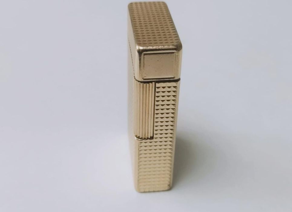 Bricheta veche S.T. Dupont Ligne 1