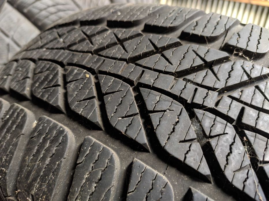 4бр Зимни гуми 215 60 16 - Fulda