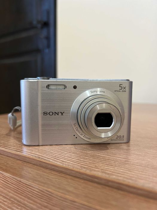 Фотоапарат Sony 20,1Mp с подаръци