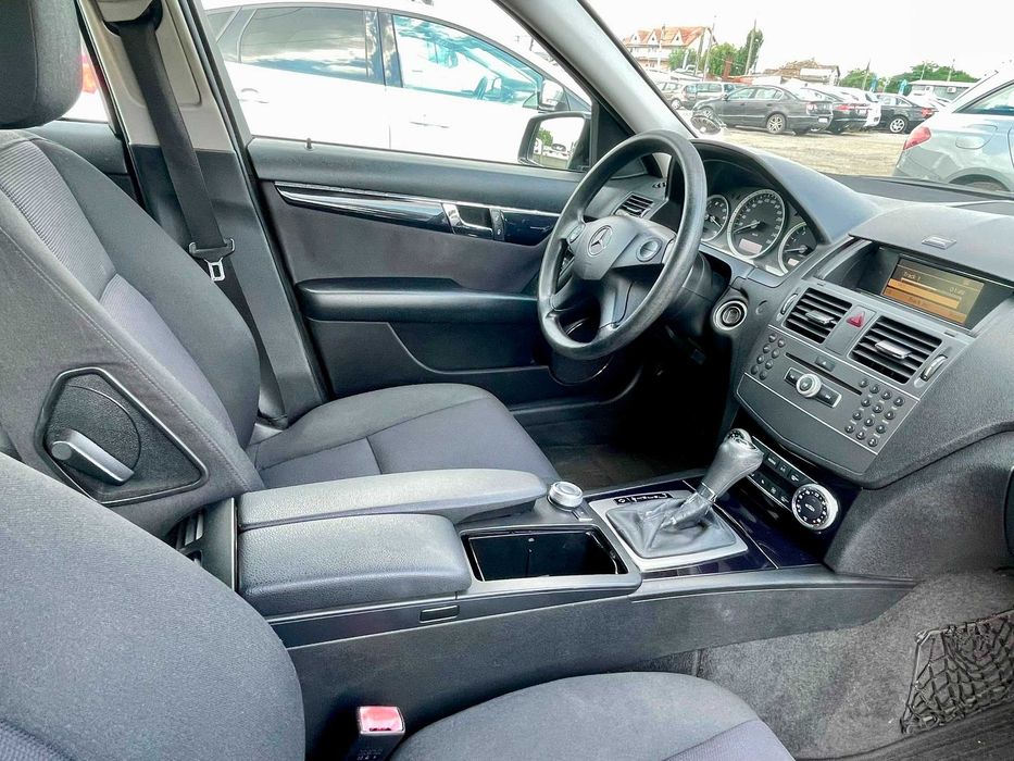 Mercedes C200 cdi SW BlueEFFICIENCY Avantgarde AMG 2011 Automatic