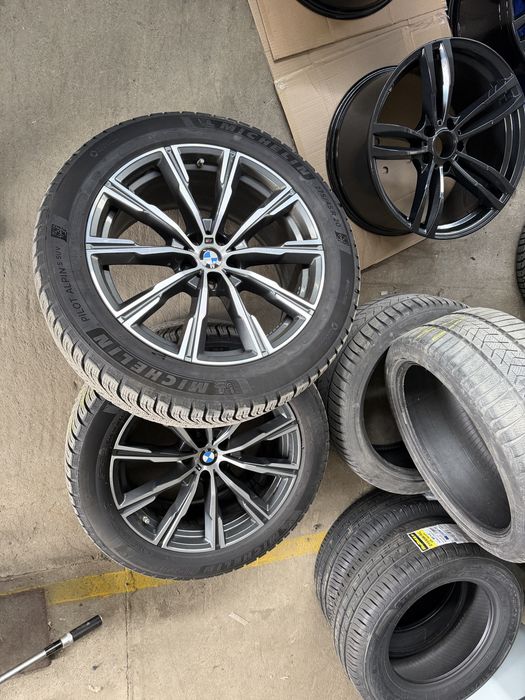 Джанти със зимни гуми Michlein 275/45 R20 305/40 R20 G05 G06