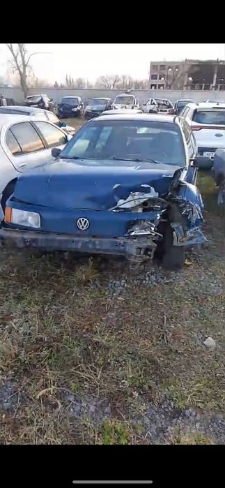 Продам Пасат б 3 в Аварийном состоянии