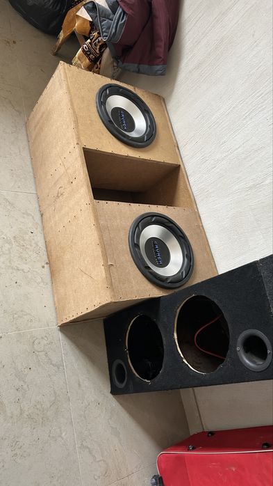 Subwoofer conceput pentru golf 5 , difuzoare pe 30 de cm