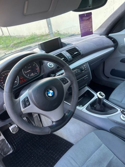 Vand bmw seria 1 motor 2.0 diesel 122cp