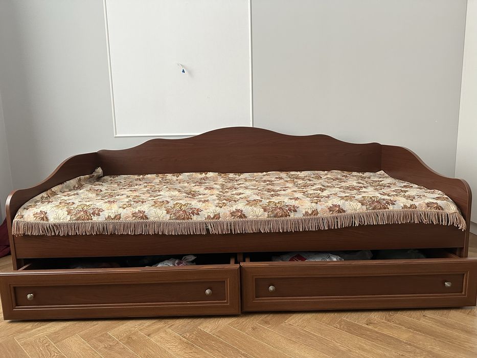 Срочно продам кровать, шифоньер