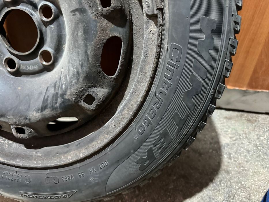 De vanzare 4 anvelope set Pirelli Cinturato 185/60/14