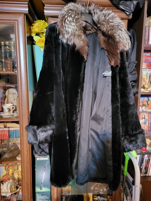 Haina blana vizon/nurca guler vulpe argintie