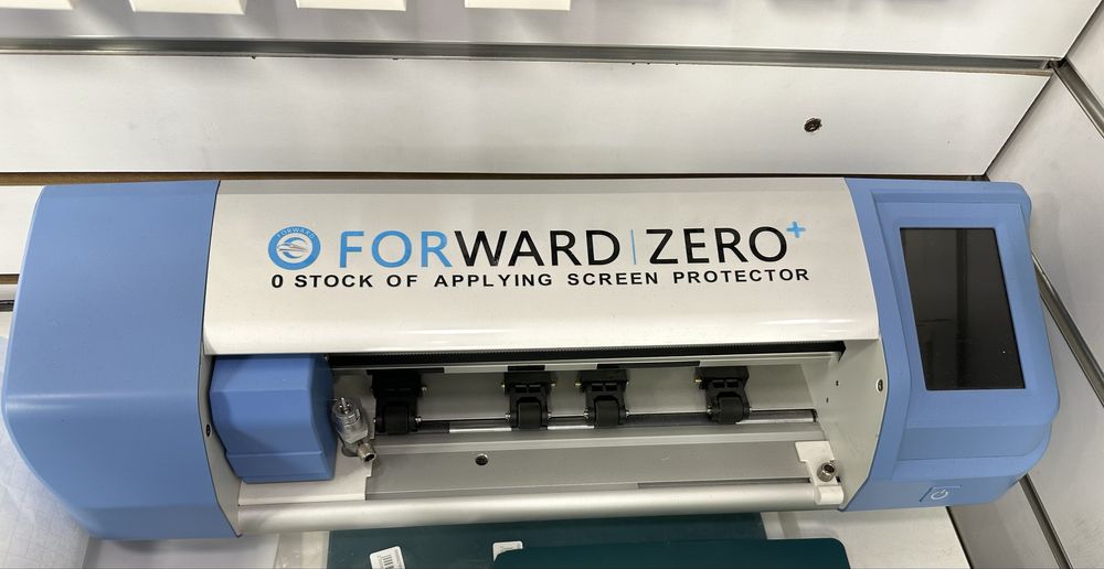 Пролается плоттер для гидргелевой пленки