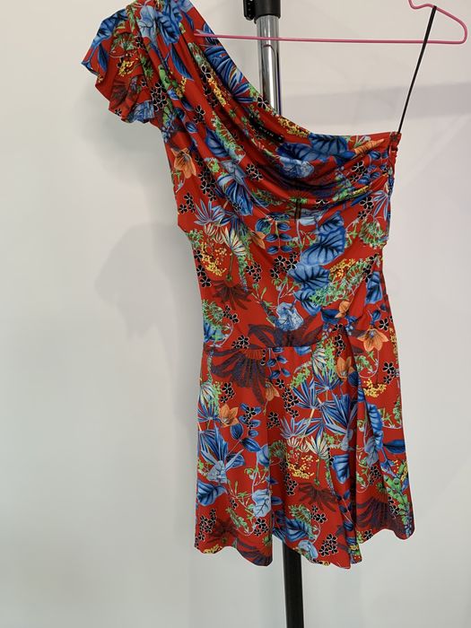 Гащеризон на Avin  Авин