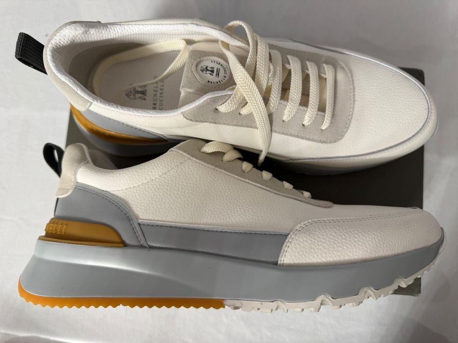 Продам Кроссовки