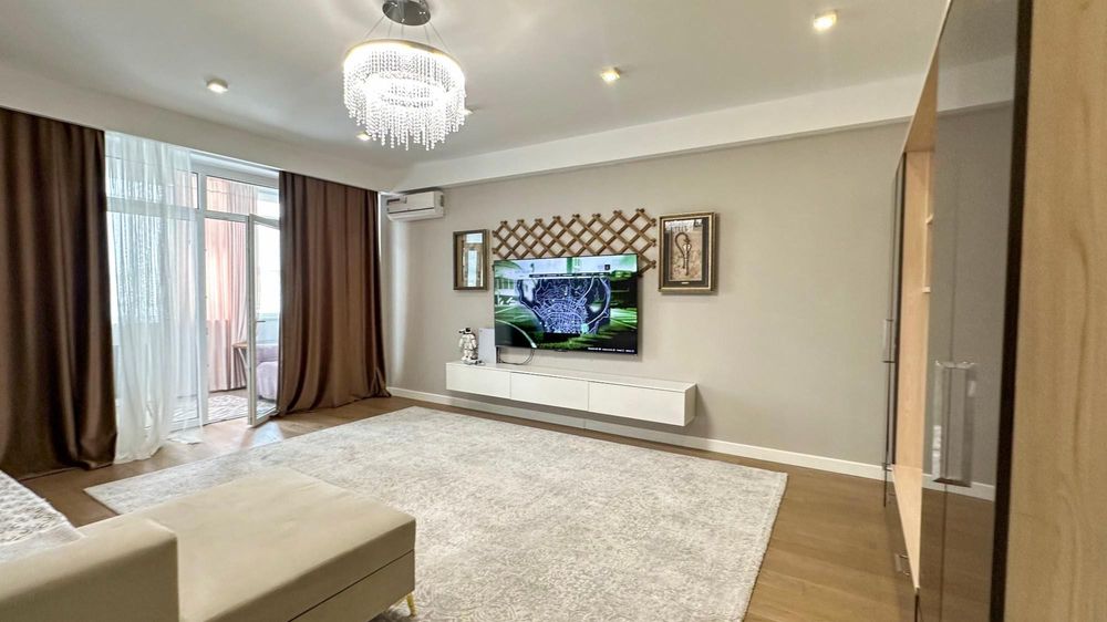 4-х ком в доме Гаку, Владислав ИмпериЯ