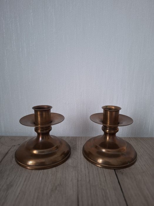 продам медный парный подсвечник