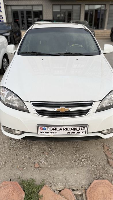 Chevrolet gentra sotiladi