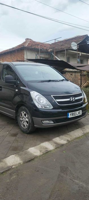 Продавам Hyundai i800
