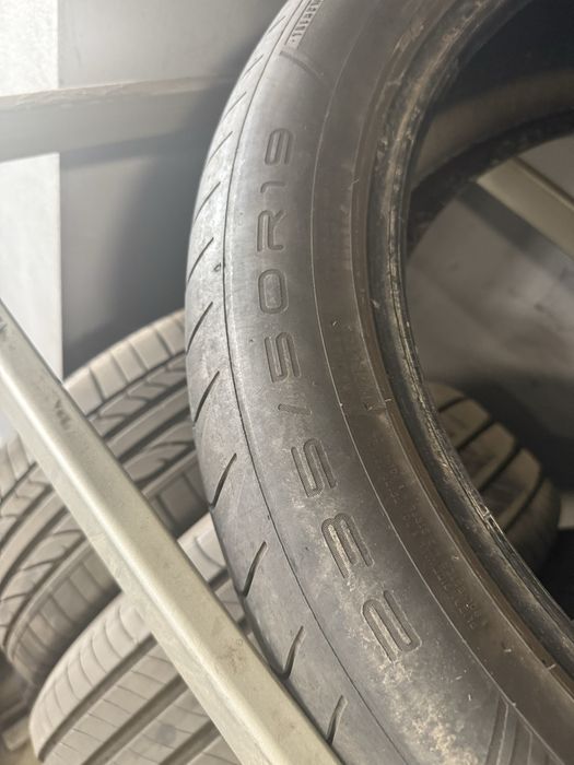 235/50r19 Dunlop