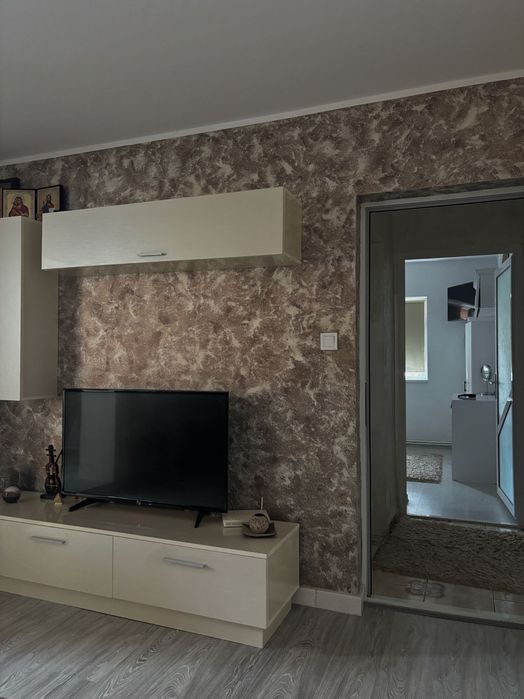 Vând apartament decomandat în Iași, zona Frumoasa