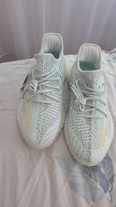 Adidas Yeezy 350 v2
