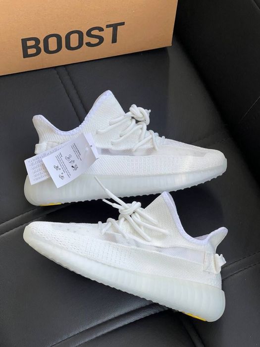 Yeezy Boost 350 Full White