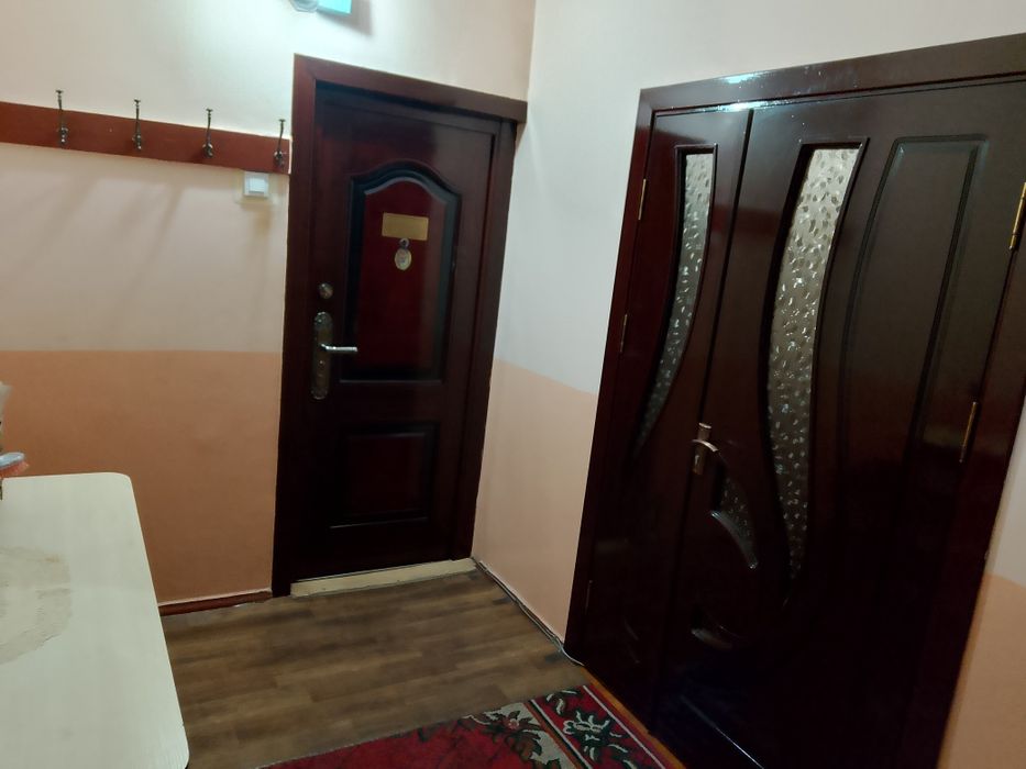 4 xonalik uy sotiladi