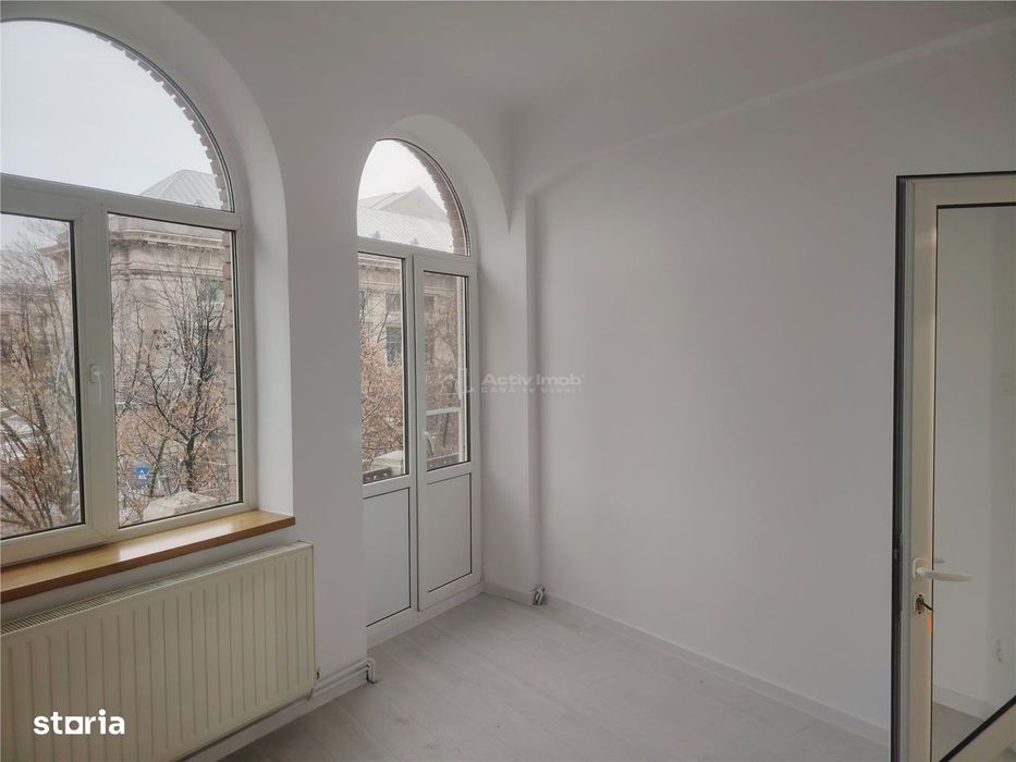 Spatiu, ULTRACENTRAL, ideal pentru salon, sediu de firma, birou de avo