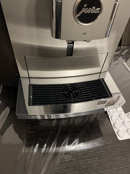 Expresor automat Jura x10