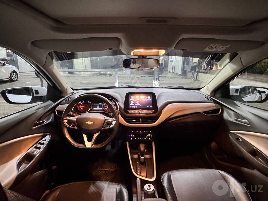 Chevrolet onix premier plus