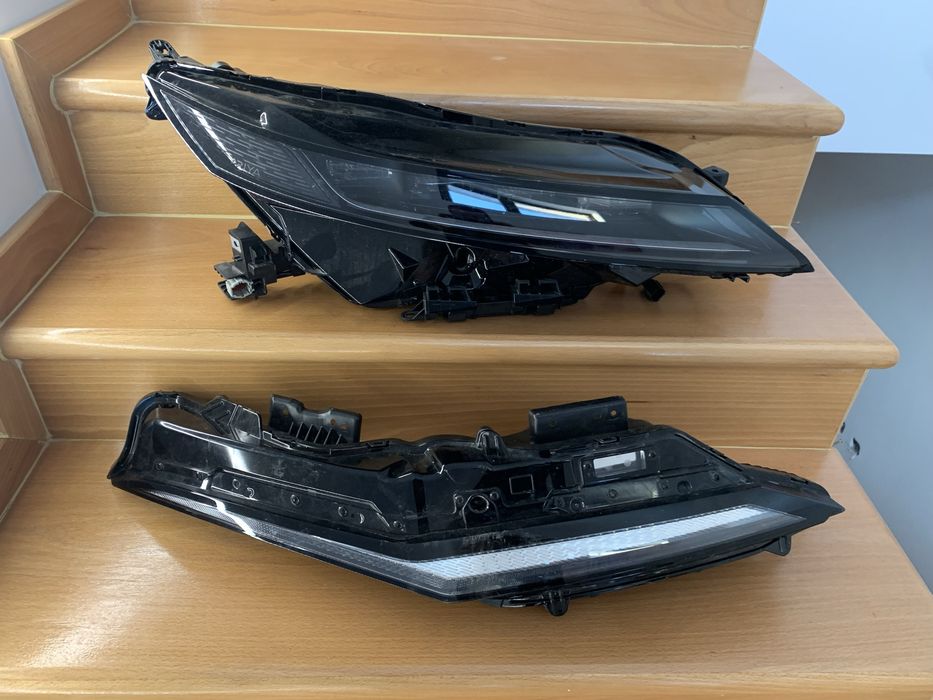 Far dreapta Nissan Ariya full led 2025