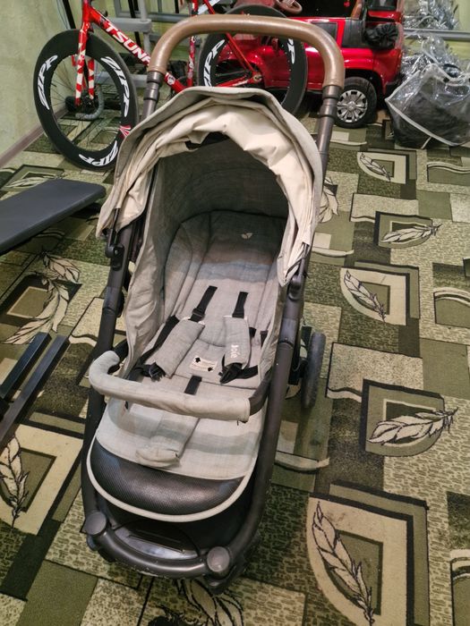 Коляска для ребёнка