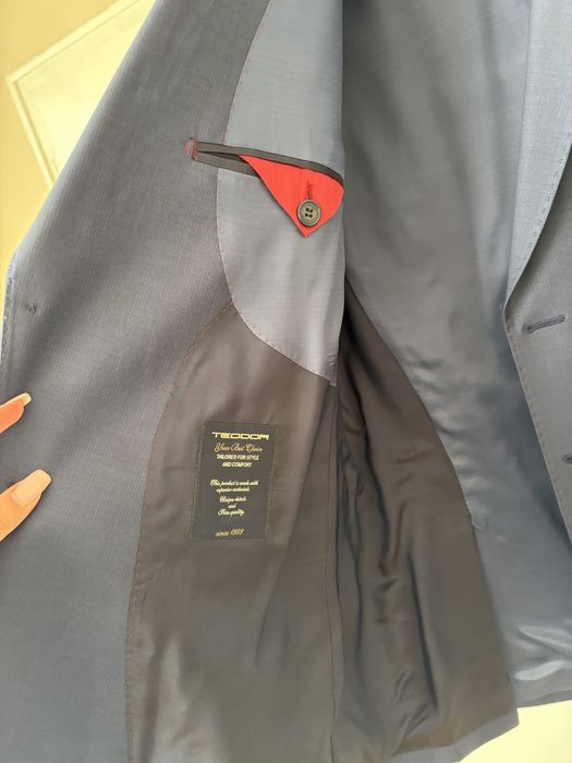 Костюм на Teodor