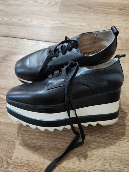 Продам обувь. Размер 36